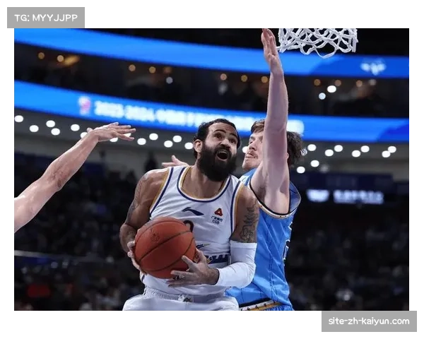 佩里20分9篮板 北控内线外援篮板保护能力突出